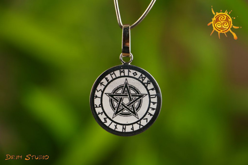 Pentagram Runiczny WISIOR srebro - ochrona na płaszczyźnie duchowej i emocjonalnej