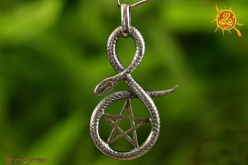 Pentagram z wężem WISIOR srebro - tarcza ochronna przed najgroźniejszą magią